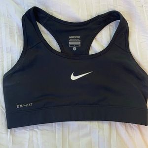 Nike women’s sports bra